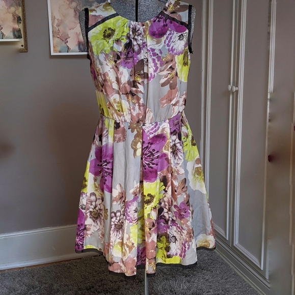 Pretty + edgy floral printed party dress - ECI - Picture 1 of 11